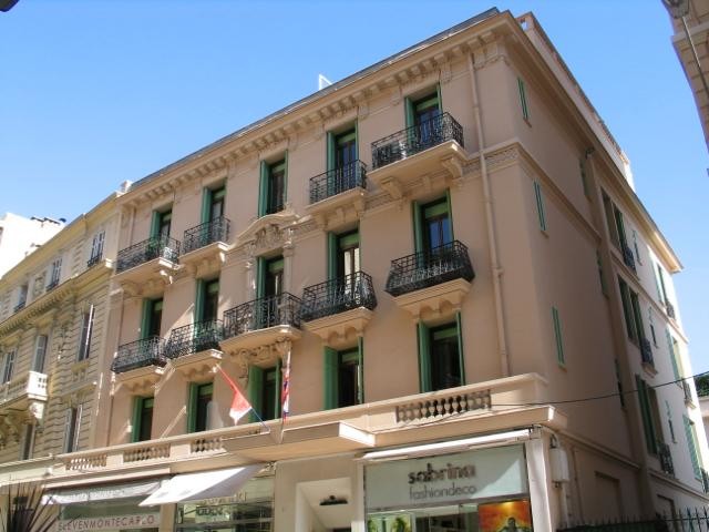 AGRÉABLE BUREAU / APPARTEMENT DE 58 M2 - BOULEVARD DES MOULINS - Appartamenti in vendita a MonteCarlo