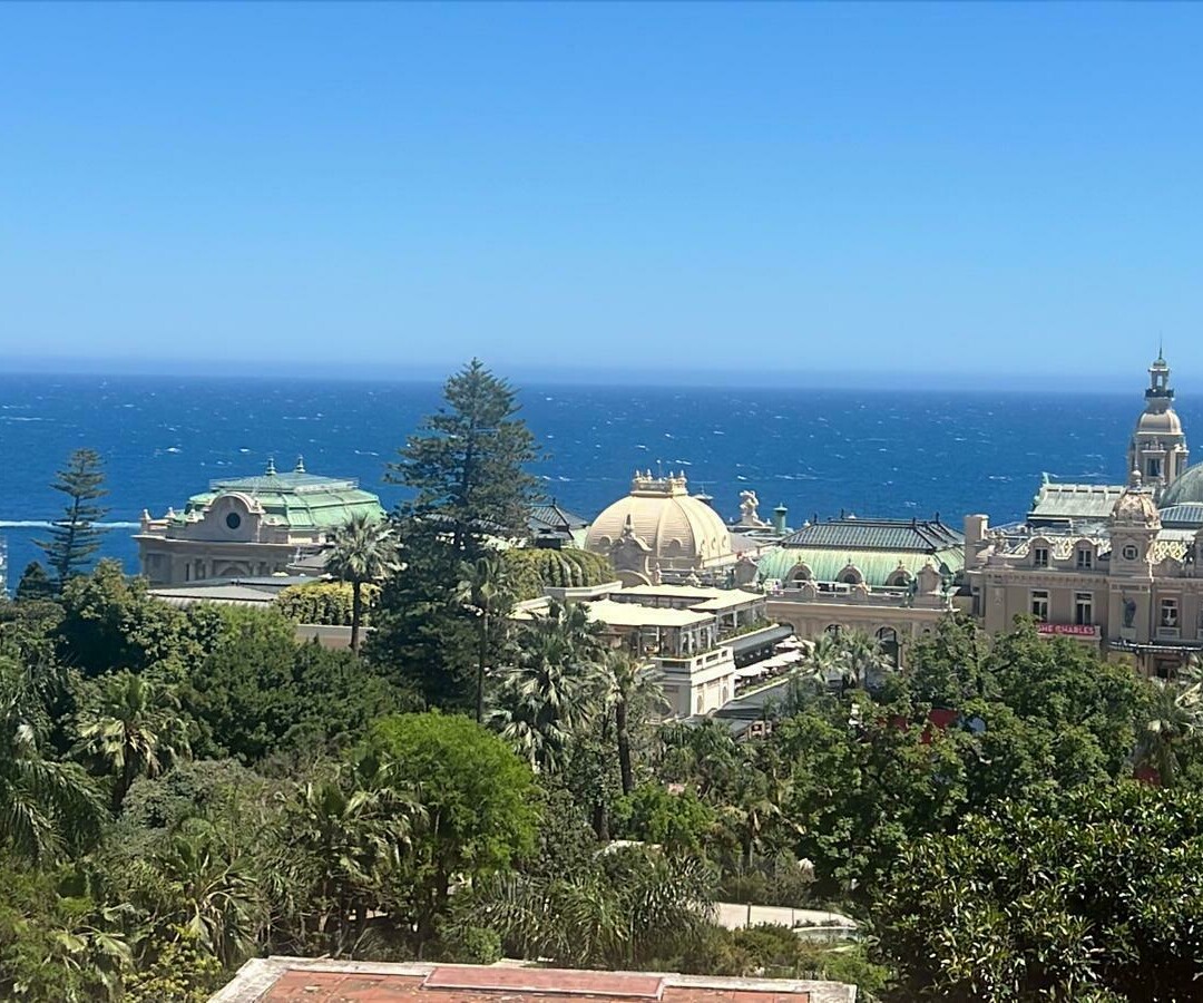 IN ‟CARRÉ D'OR‟ 4 CAMERE CON CACHET IN UN ANTICO EDIFICIO - Appartamenti in vendita a MonteCarlo