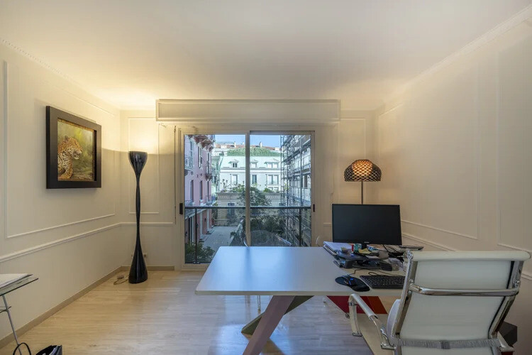 PIED-À-TERRE IDEALE - CARRÉ D'OR - Appartamenti in vendita a MonteCarlo
