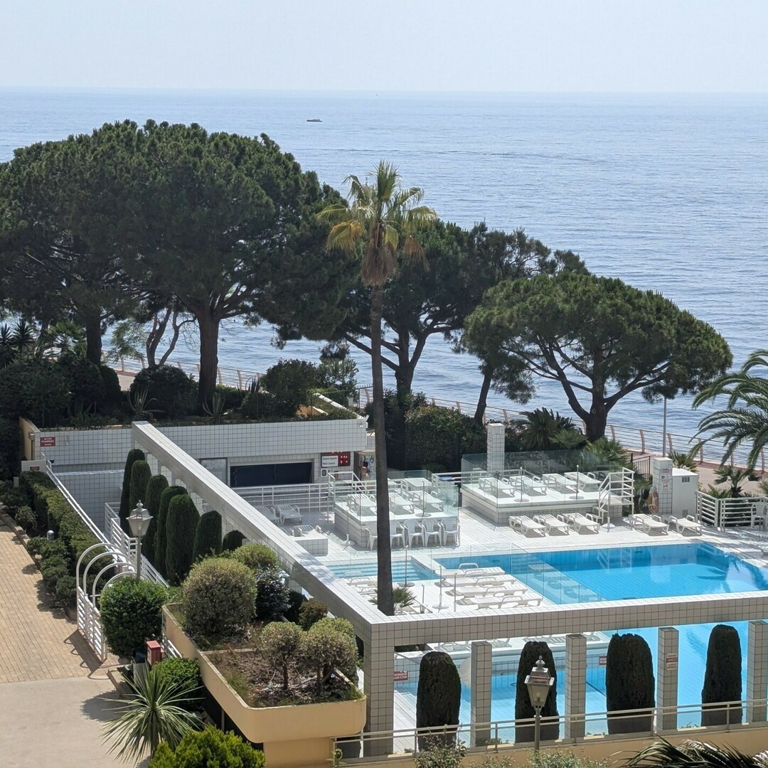 Piacevole bilocale vista mare - Piscina - Appartamenti in vendita a MonteCarlo