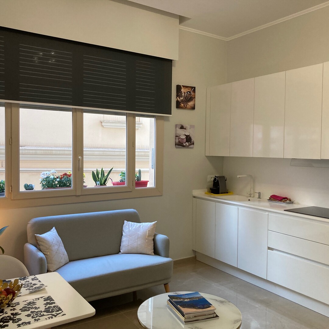 GRAZIOSO APPARTAMENTO DI 2 LOCALI - POCHE SPESE - VICINO AI SERVIZI - Appartamenti in vendita a MonteCarlo
