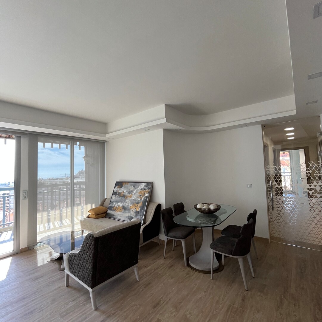 APPARTAMENTO MOLTO BELLO COMPLETAMENTE RISTRUTTURATO - Appartamenti in vendita a MonteCarlo