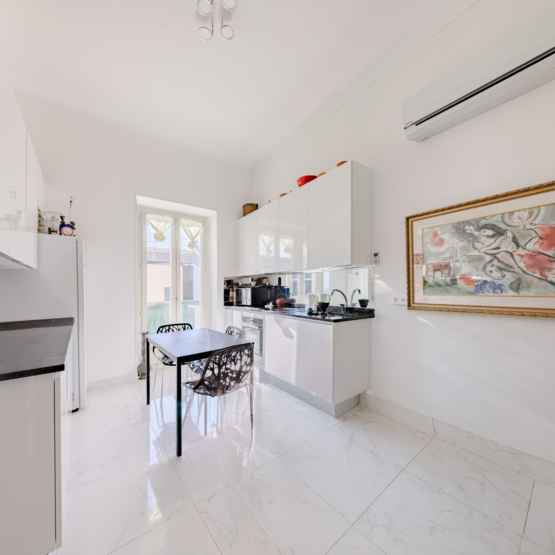 MAGNIFICO 2 CAMERE DA LETTO CON VISTA - Appartamenti in vendita a MonteCarlo