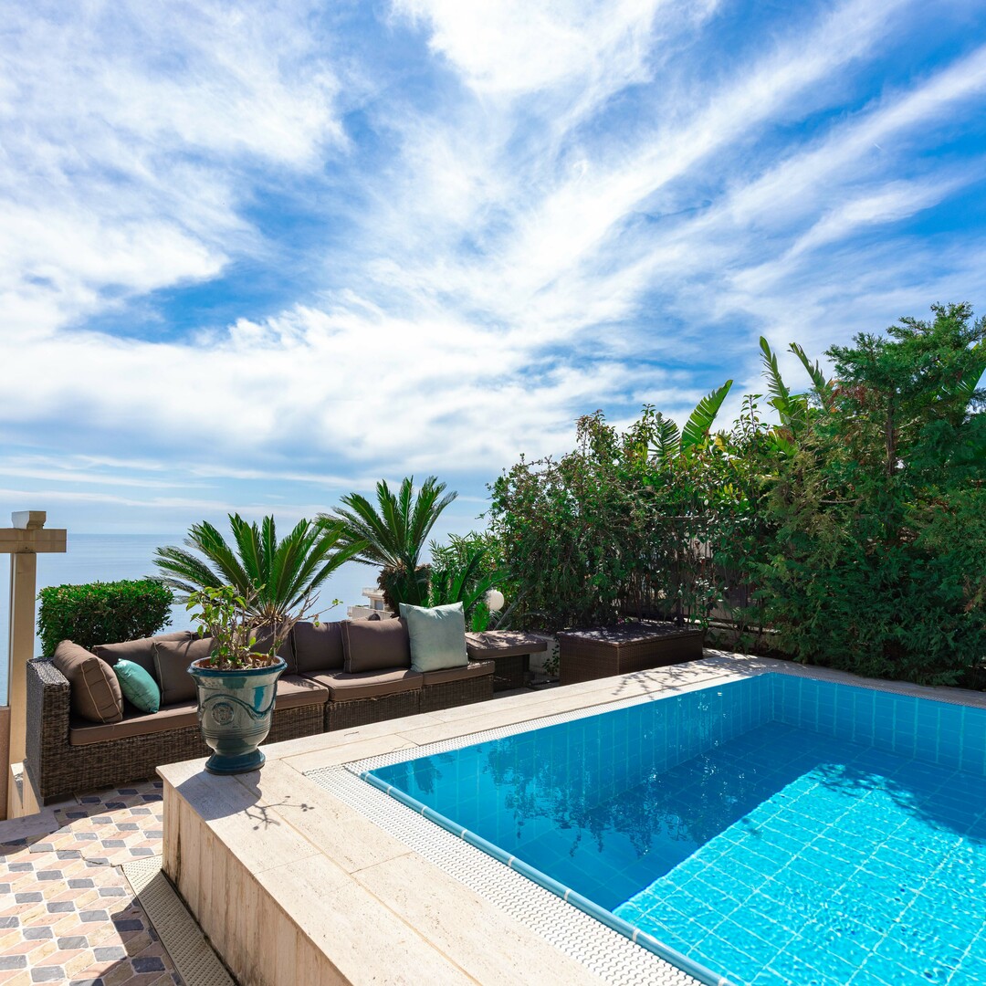 ATTICO DUPLEX CON PISCINA - Appartamenti in vendita a MonteCarlo
