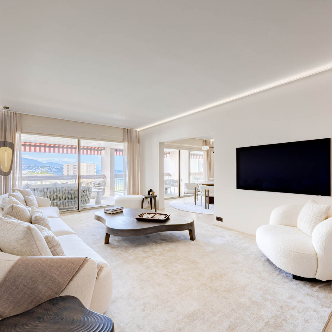 SPAZIOSO E LUSSUOSO APPARTAMENTO CON 3 CAMERE DA LETTO - Appartamenti in vendita a MonteCarlo