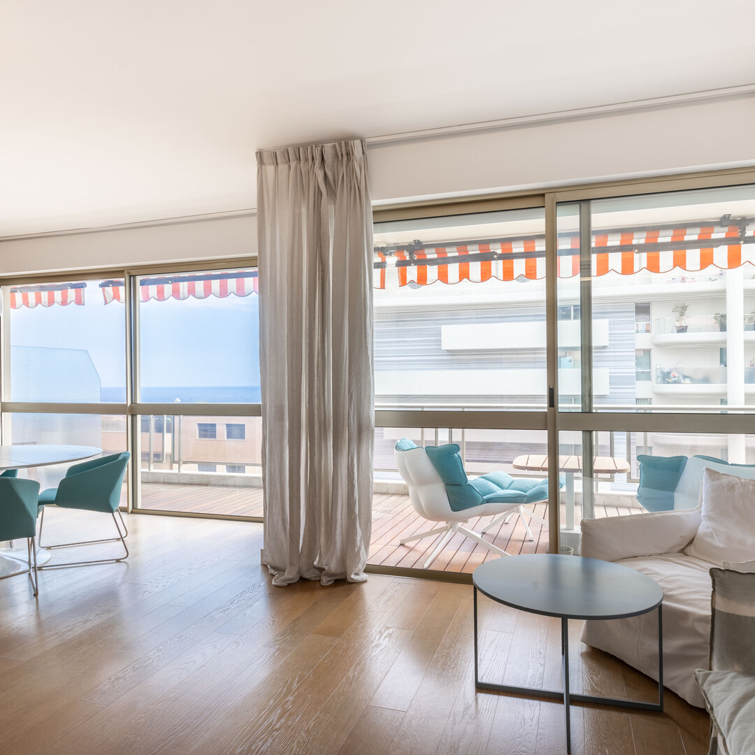 2 CAMERE RINNOVATE VISTA MARE - Appartamenti in vendita a MonteCarlo