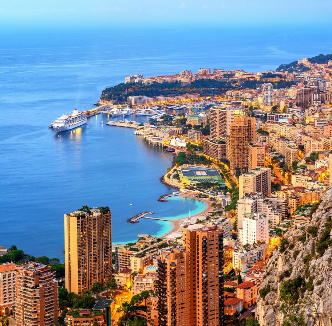 CESSIONE DEI DIRITTI DI LOCAZIONE PRESSO IL CENTRO - Appartamenti in vendita a MonteCarlo