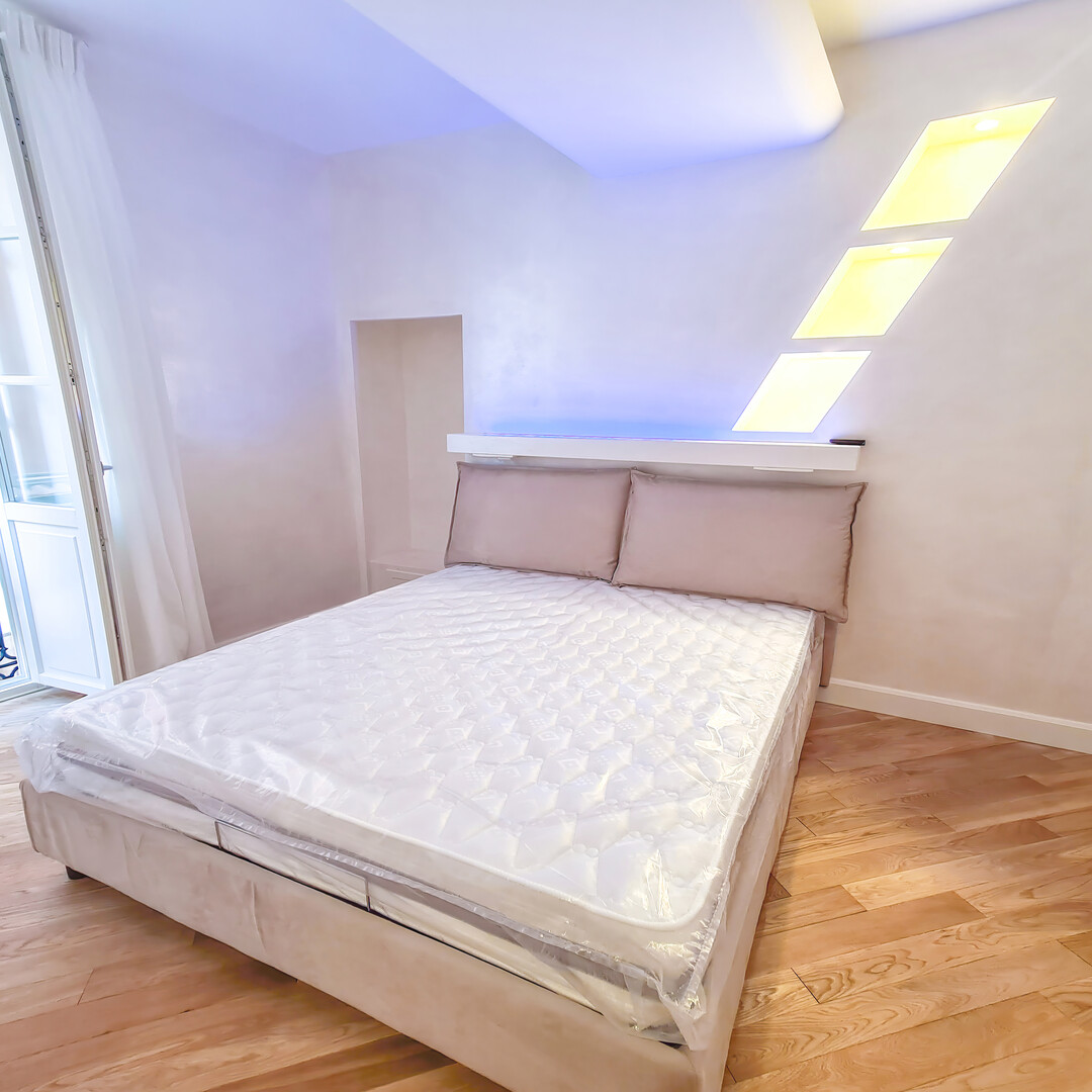 2 BEDROOMS RENOVATED - MONACO-VILLE - Appartamenti in vendita a MonteCarlo