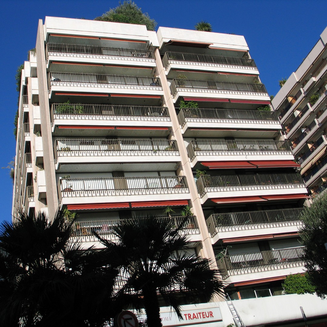 MIRABEL: 2 CAMERE - TERRAZZA - USO MISTO