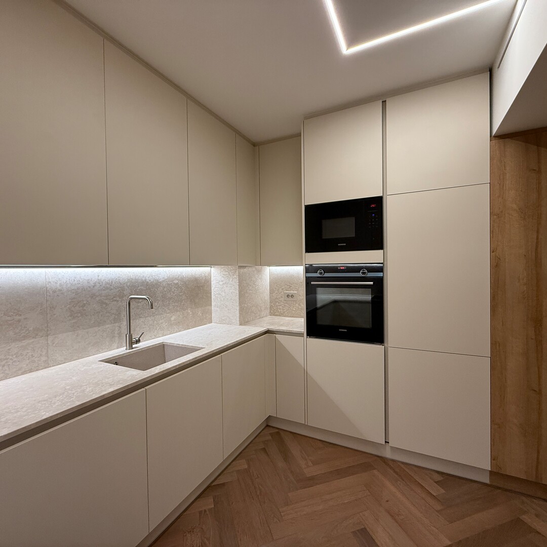 La Condamine - appartamento ristrutturato con 3 stanze con parcheggio e uso misto