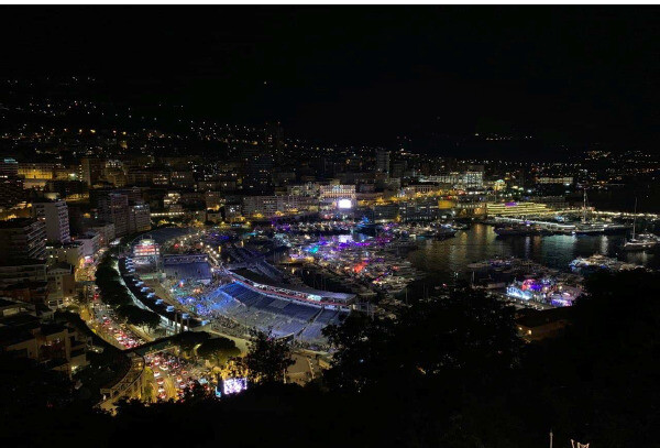 VISTA DELLA CITTÀ DI MONACO / DUPLEX / PORT HERCULE