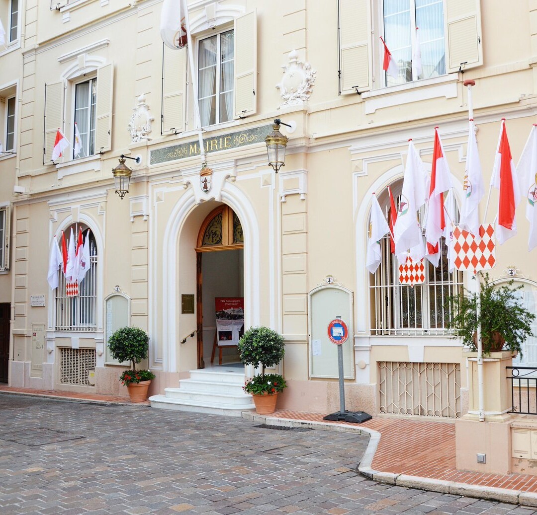 MONACO VILLE  / APPARTAMENTO DA RISTRUTTURARE