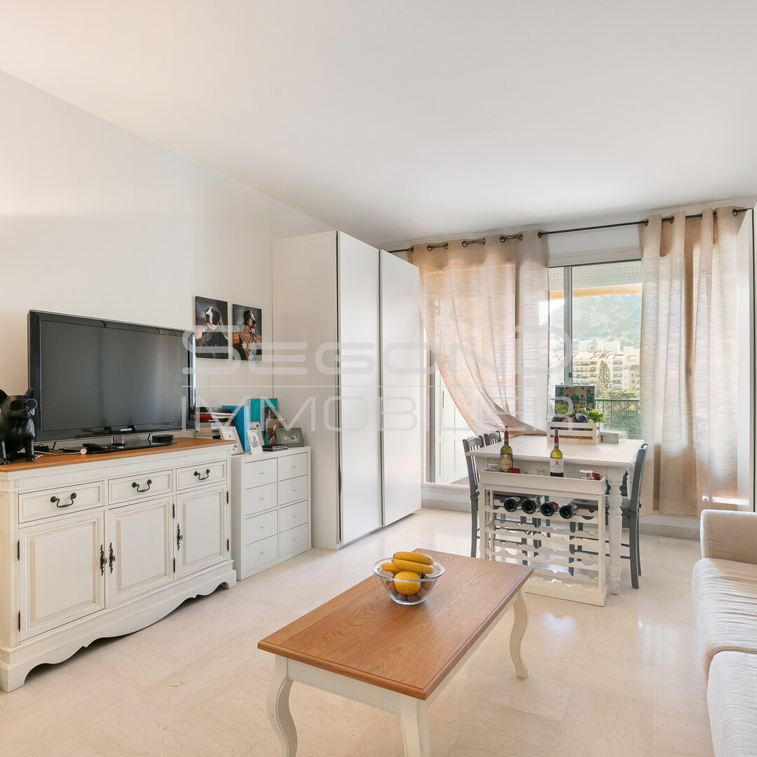 Vente Exclusivité appartement 2 pièces avec parking et cave à Monaco Fontvieille