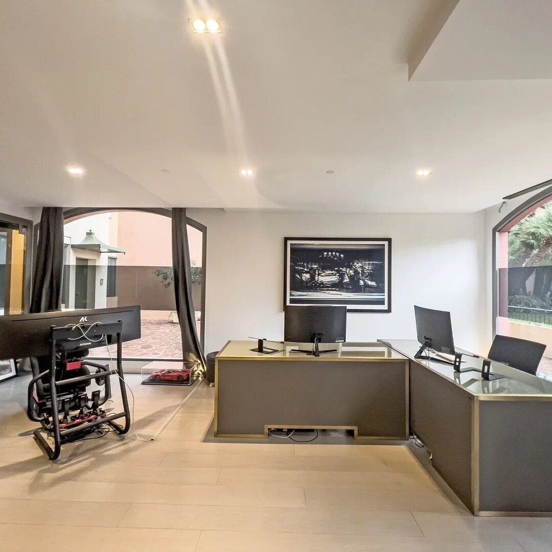 LE TITIEN - MAGNIFICO UFFICIO RISTRUTTURATO