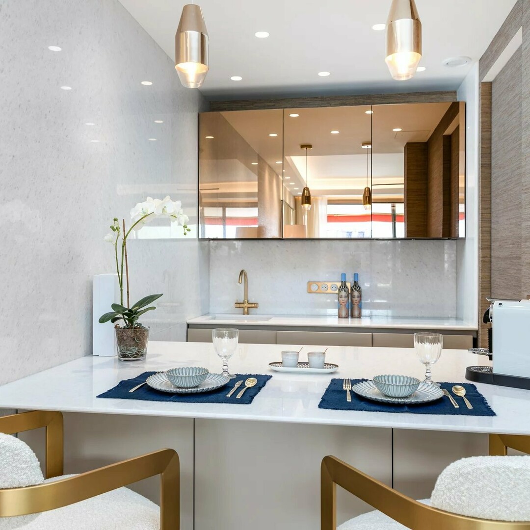 Sole Agent - MIRABEAU - LUSSUOSO APPARTAMENTO DI 2 STANZE CON ARREDAMENTO