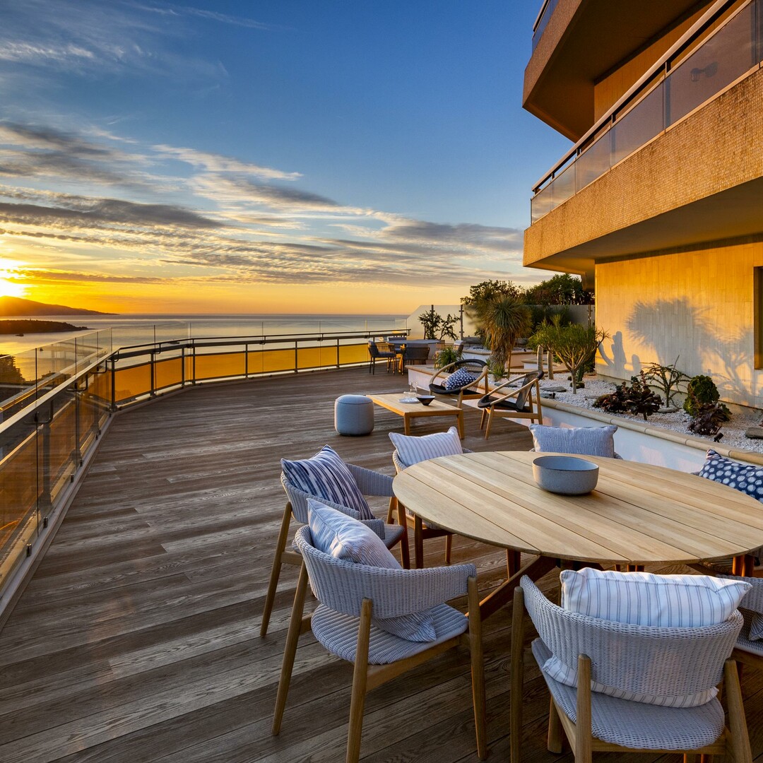 Appartamento di 3 locali che offre una vista panoramica sul mare