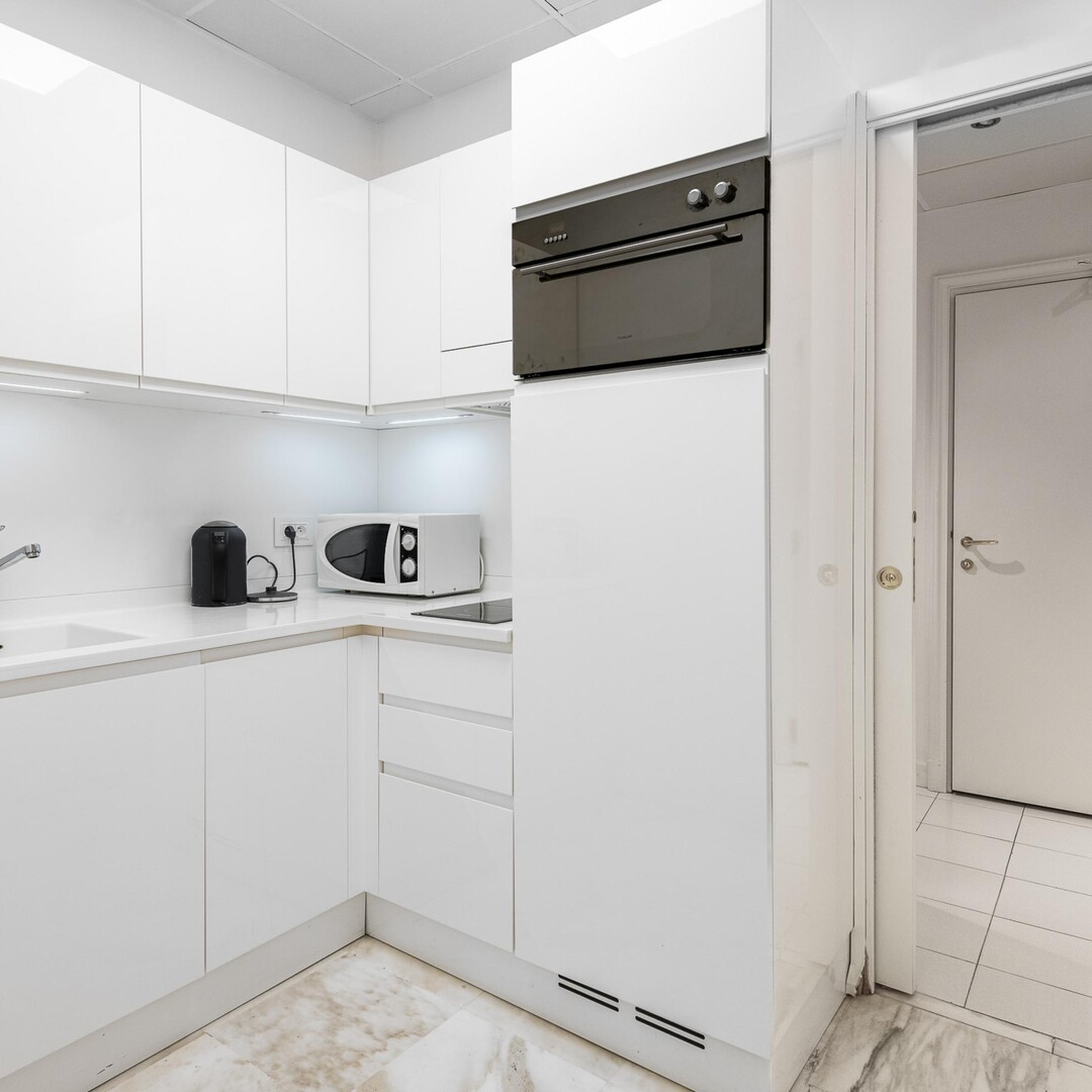 Prestigiosi uffici di 255 m² con posti auto | Quartiere Saint-Roman
