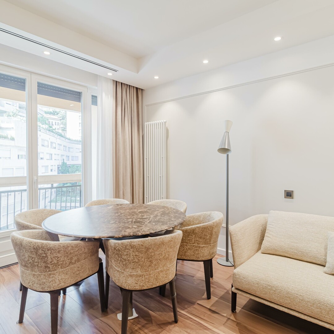 Elegante trilocale sul Boulevard d'Italie