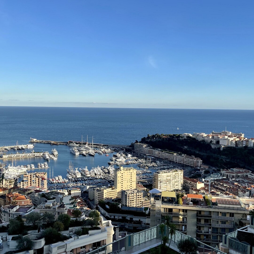 Attico con terrazza - Trilocale con vista panoramica