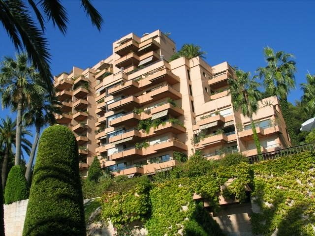 MONOLOCALE LOFT MOLTO GRANDE NEL PARC SAINT ROMAN