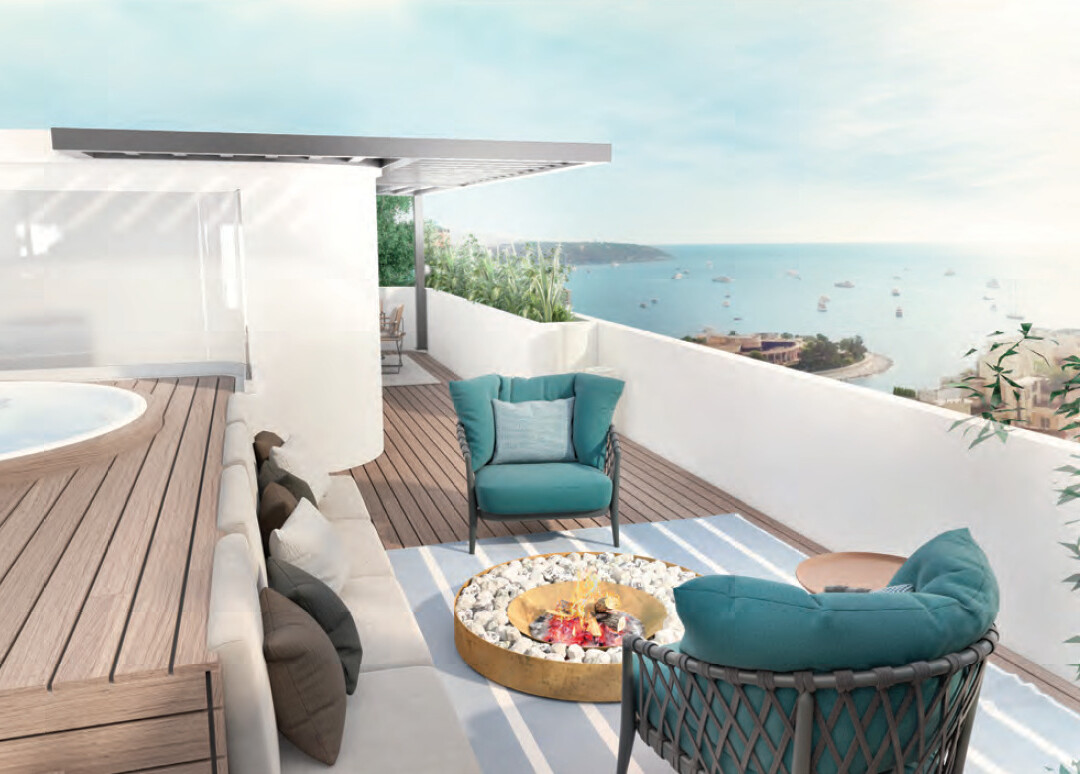ECCEZIONALE ATTICO TRIPLEX DI 6 CAMERE CON VISTA PANORAMICA SUL MARE