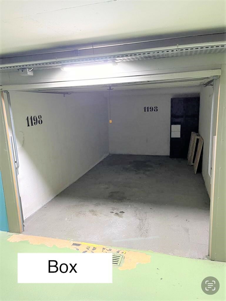 FONTVIEILLE PARCHEGGIO CHIUSO