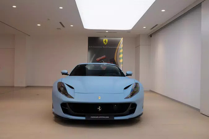 Intero parcheggio in vendita