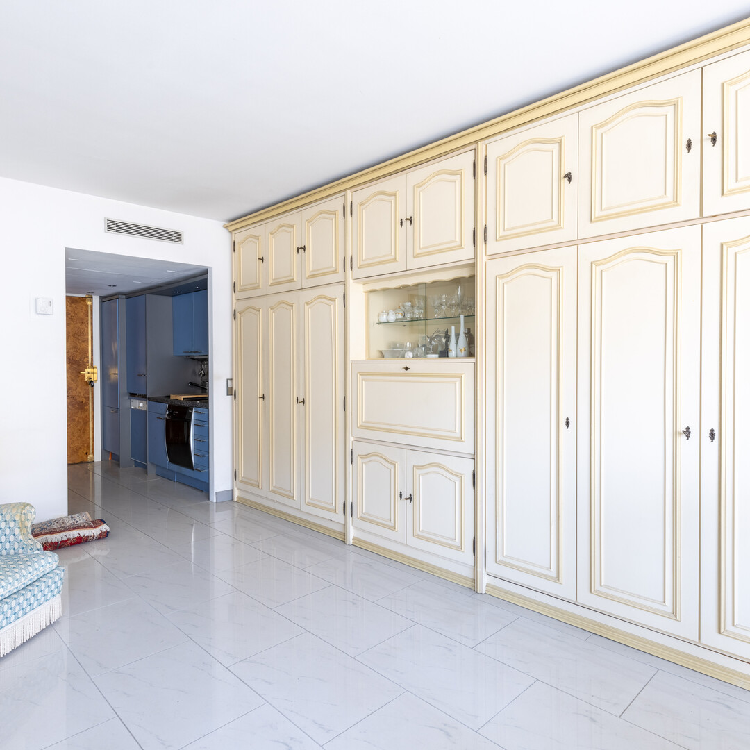 STUDIO CENTRALE CARRE D'OR
