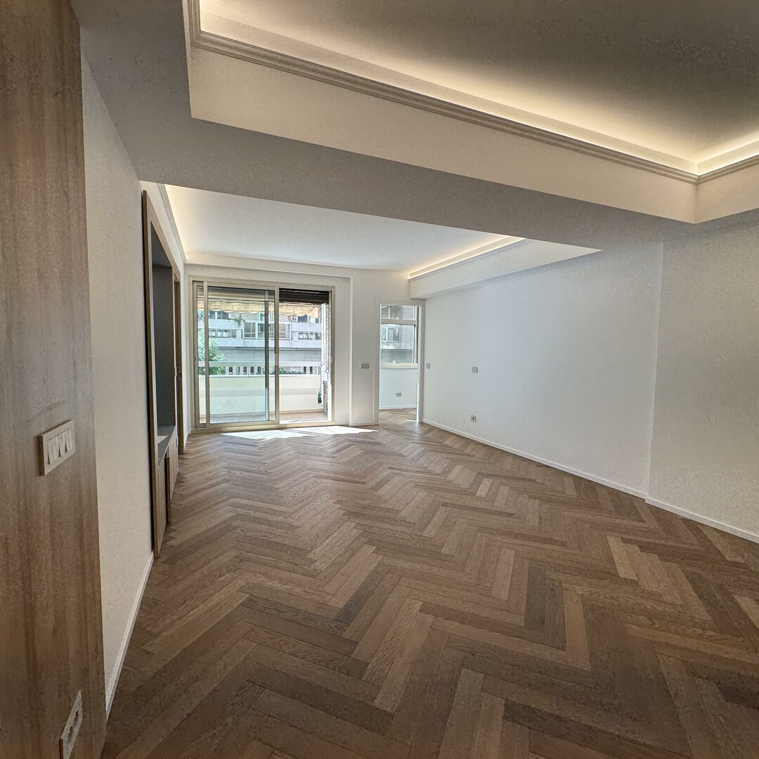APPARTAMENTO AD USO MISTO PORTO