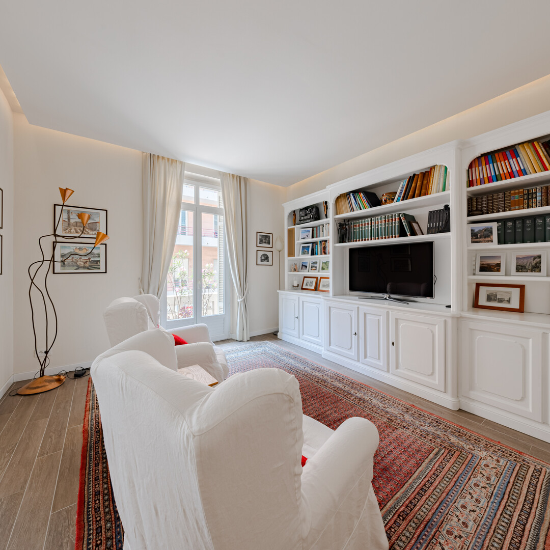 4 CAMERE CENTRALE RISTRUTTURATA