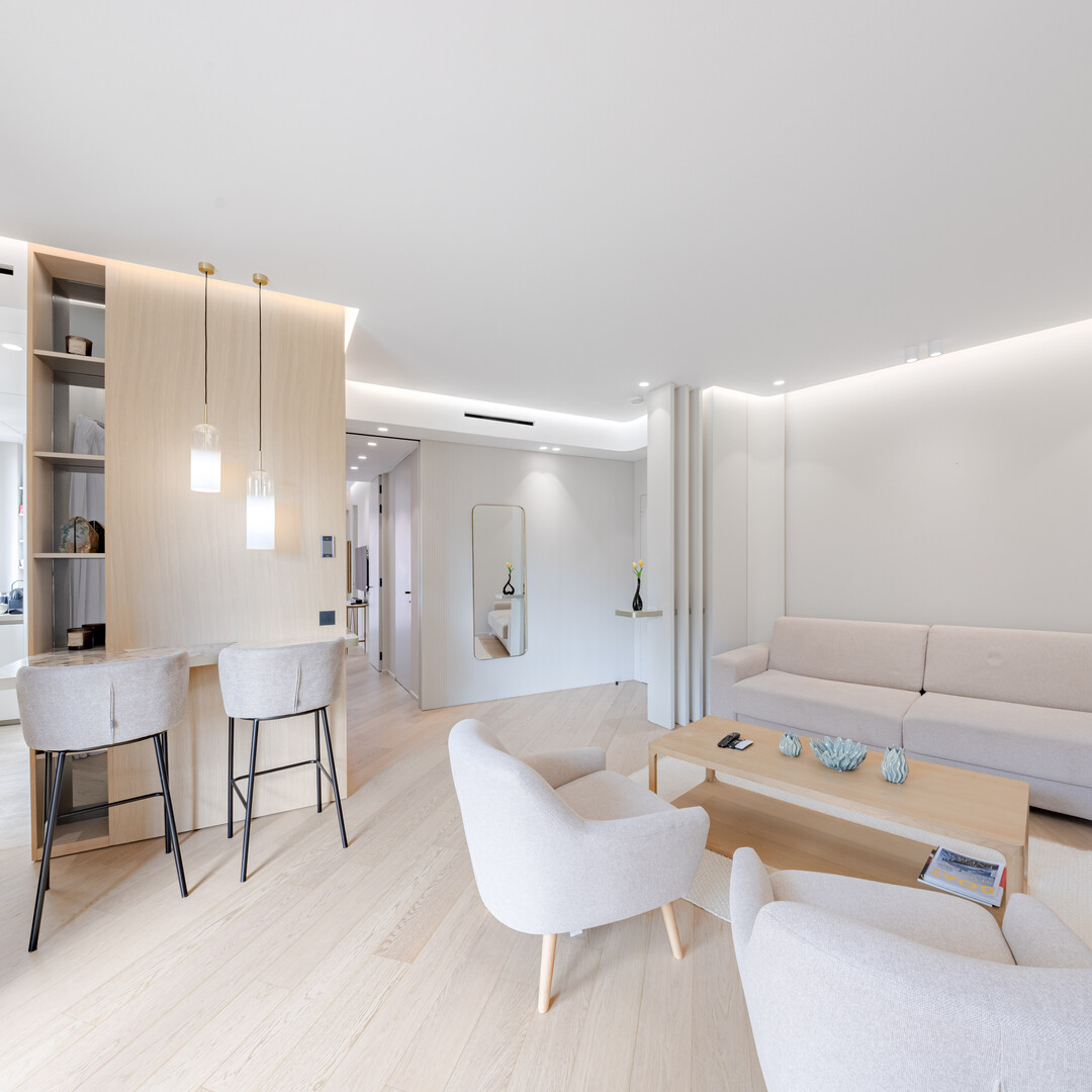 UN APPARTAMENTO MOLTO BELLO CON DUE STANZE A PORT HERCULE