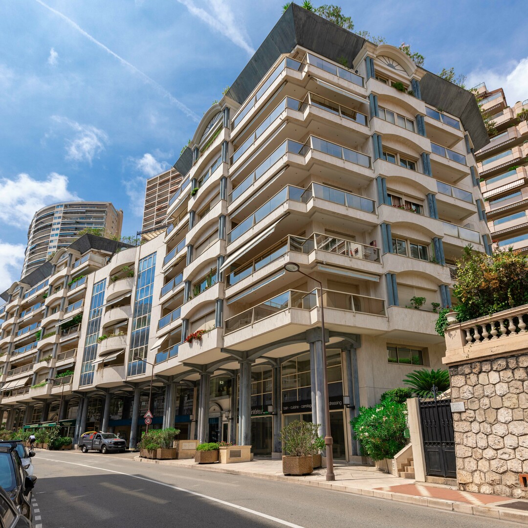 PARCHEGGIO VICINO AL CENTRO