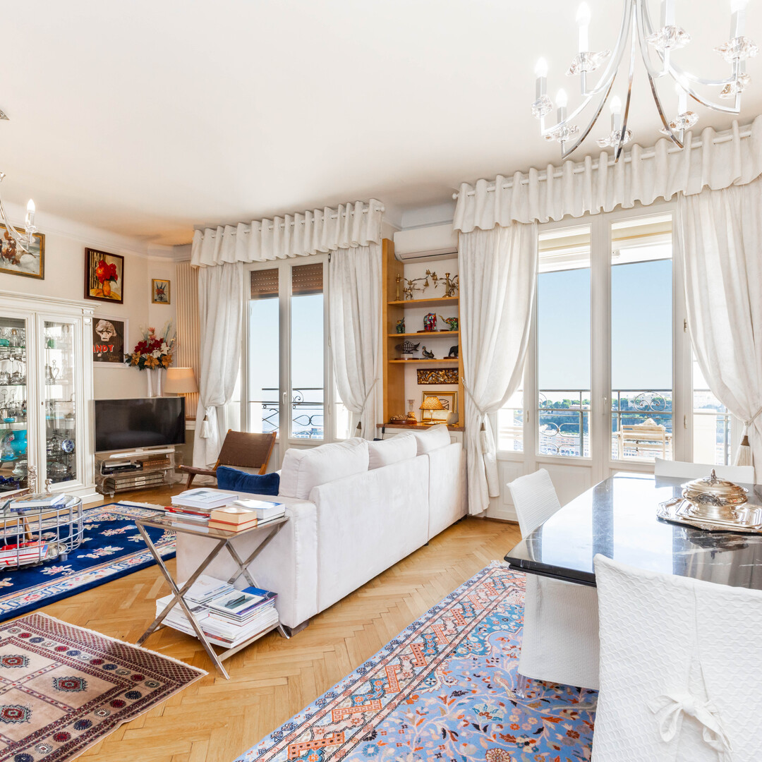 MAGNIFICO ATTICO DUPLEX CON VISTA MARE