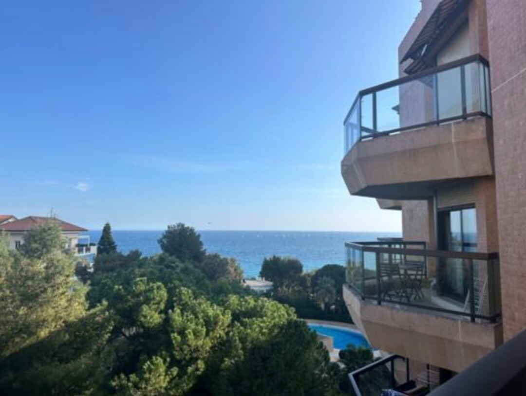 Appartamento lussuosamente ristrutturato con viste splendide