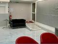 BUREAUX AVEC VITRINE AU PARK PALACE - Appartamenti in vendita a MonteCarlo